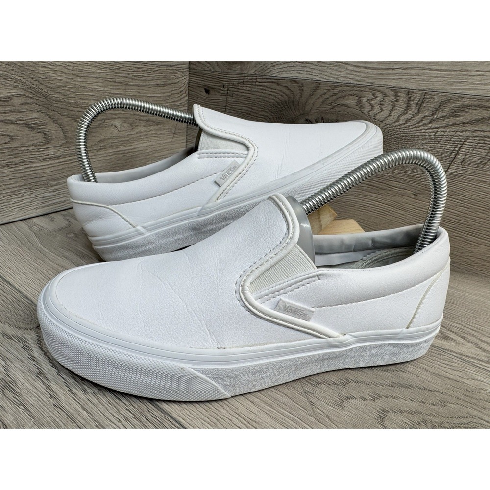 VANS CLASSIC SLIP-ON WHITE LEATHER SHOES MENS SIZE 6 WOMENS SIZE 7.5 Skate Shoes